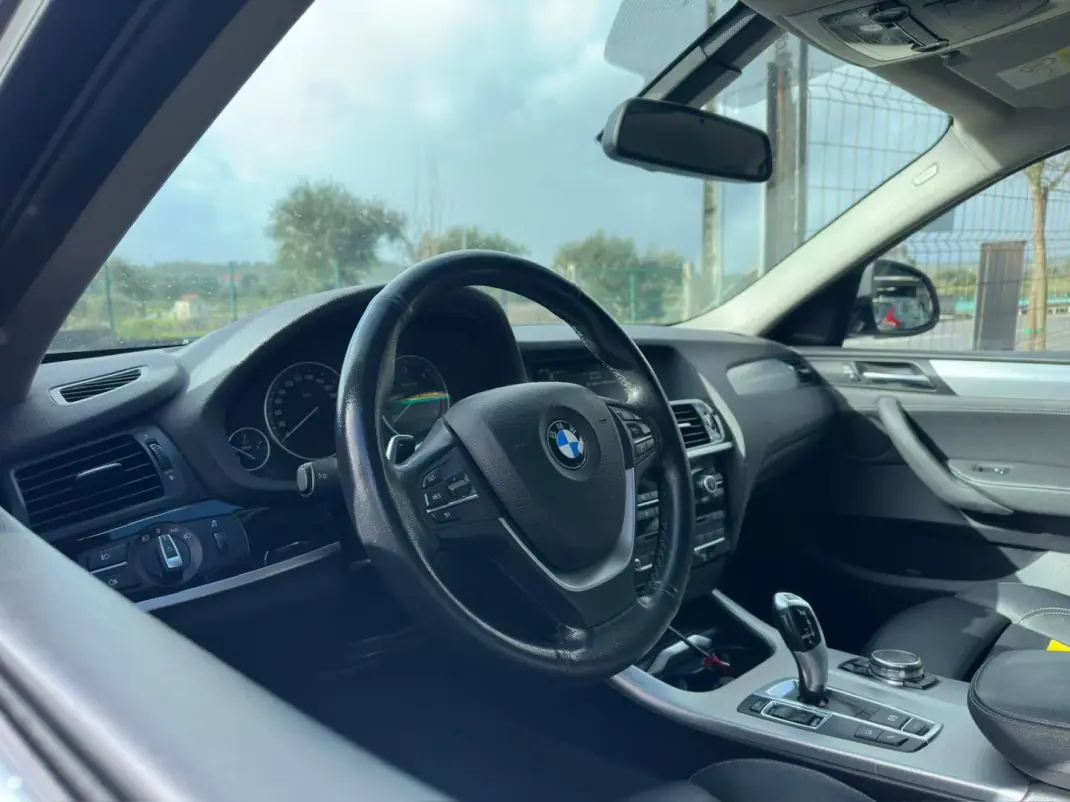 BMW X4 2016 - 35000 EUR, 121889 km - AUTO.MOTO.pt - 121889km - foto 7 de 24