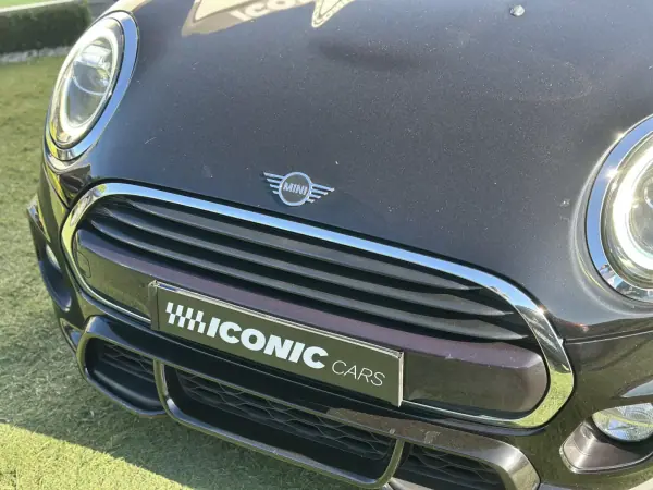 MINI 5 Portas 2019 - 15790 EUR, 179000 km - AUTO.MOTO.pt - 179000km - foto 5 de 39