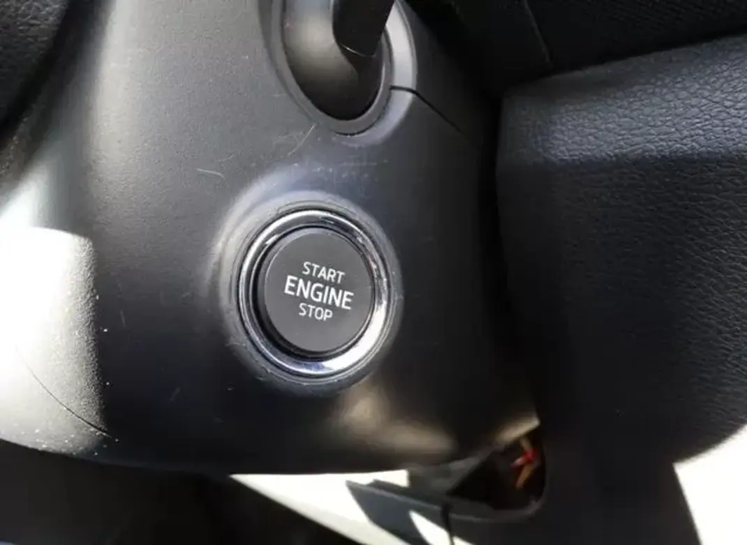 Skoda Fabia Break 2022 - 14500 EUR, 56551 km - 56551km - foto 6 de 26