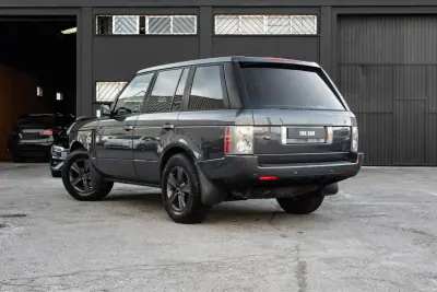 Land Rover Range Rover 2002 - 17800 EUR, 270400 km - AUTO.MOTO.pt - 270400km - foto 2 de 26