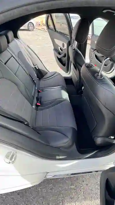Mercedes-Benz C 200 2015 - 20500 EUR, 104000 km - AUTO.MOTO.pt - 104000km - foto 8 de 21