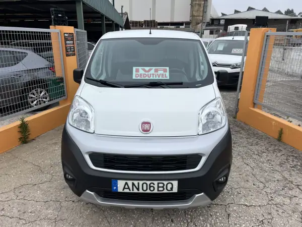 Fiat Fiorino 2021 - 8990 EUR, 145431 km - AUTO.MOTO.pt - 145431km - foto 5 de 15