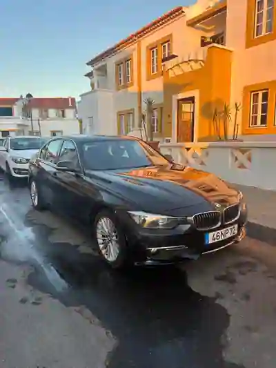 BMW 318 2013 - 14000 EUR, 151920 km - 151920km - foto 9 de 12