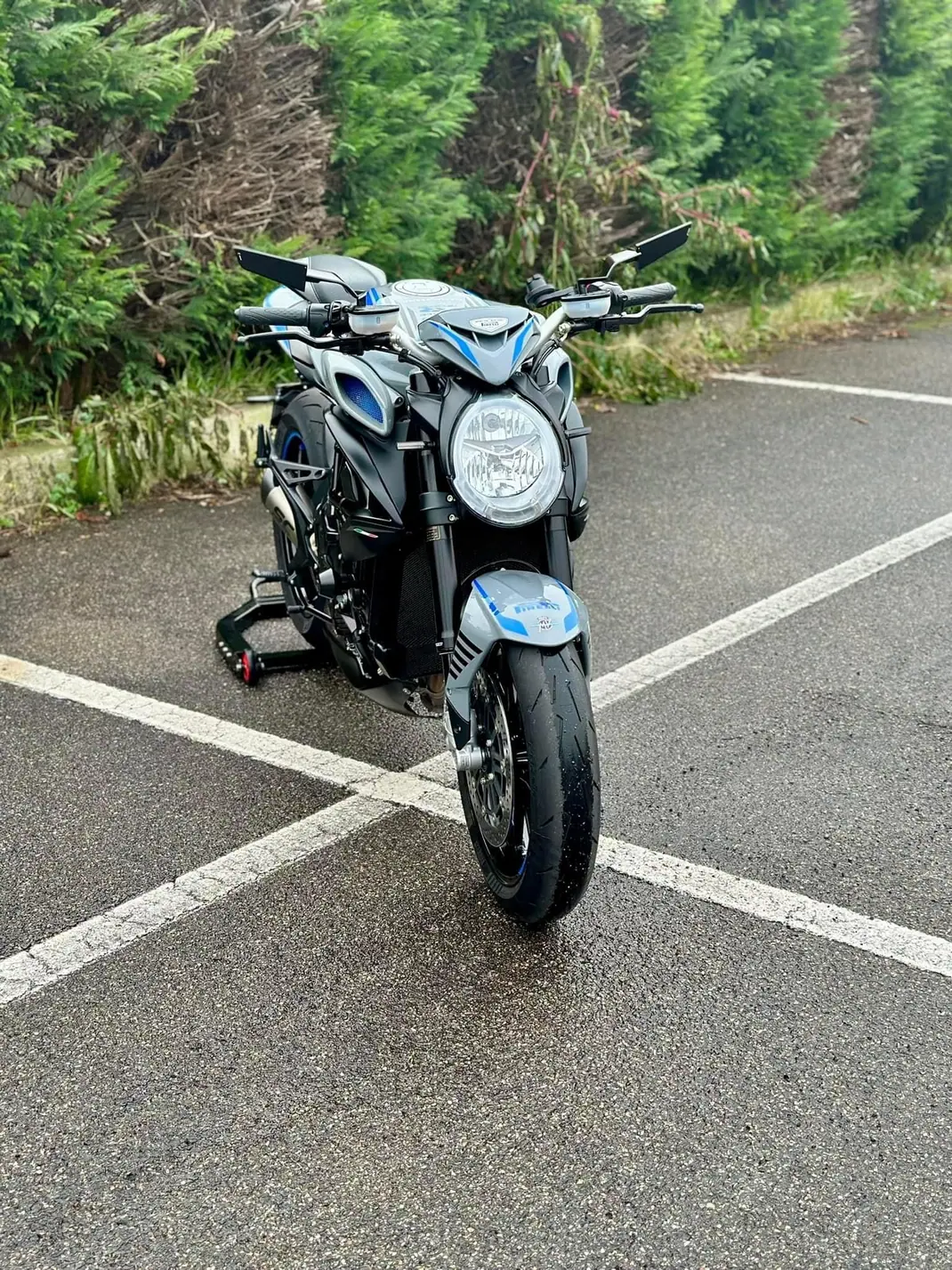 MV Agusta Brutale 800 RR Pirelli 2019 - 22500 EUR, 5300 km - 5300km - foto 4 de 8