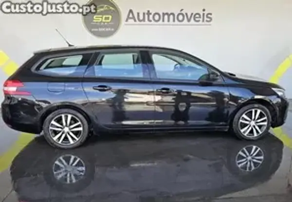 Peugeot 308 2019 — foto 2 de 9