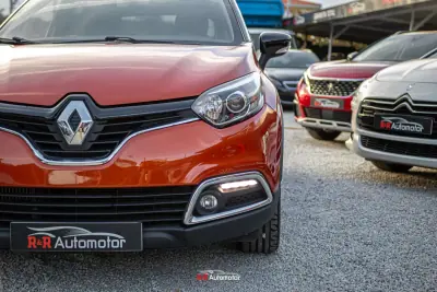 Renault Captur 2015 — foto 6 de 28