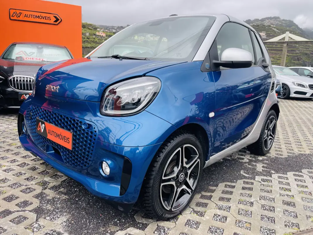 Smart ForTwo Coupé 2020 - 14950 EUR, 29595 km - 29595km - foto 3 de 21