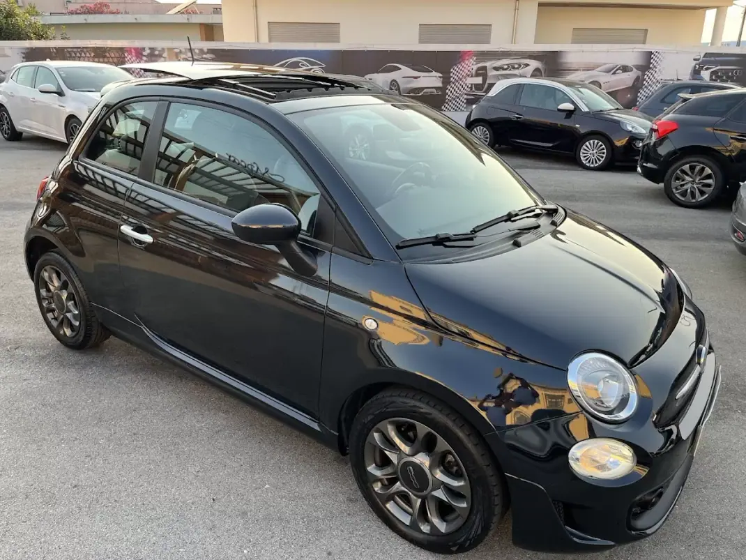 Fiat 500 2021 - 10750 EUR, 102000 km - AUTO.MOTO.pt - 102000km - foto 27 de 39