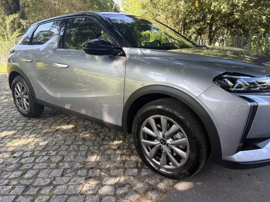DS DS3 Crossback 2023 - 24100 EUR, 20121 km - 20121km - foto 26 de 26