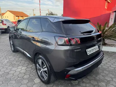 Peugeot 3008 2022 - 21750 EUR, 68000 km - AUTO.MOTO.pt - 68000km - foto 6 de 48