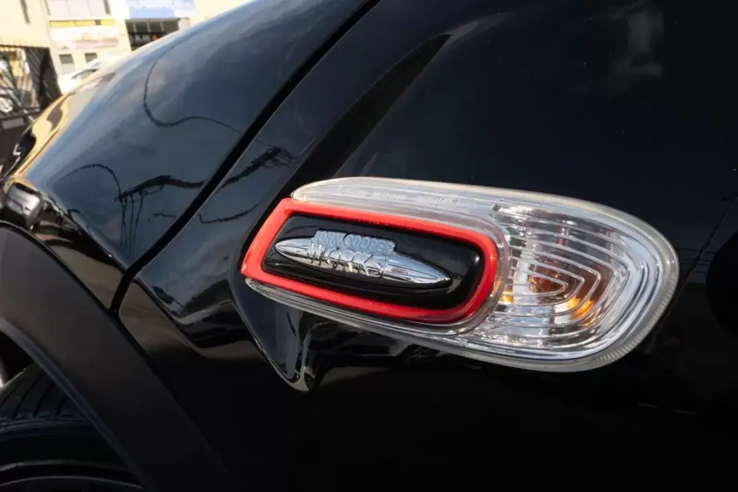 MINI One 2016 - 21500 EUR, 112000 km - AUTO.MOTO.pt - 112000km - foto 31 de 34