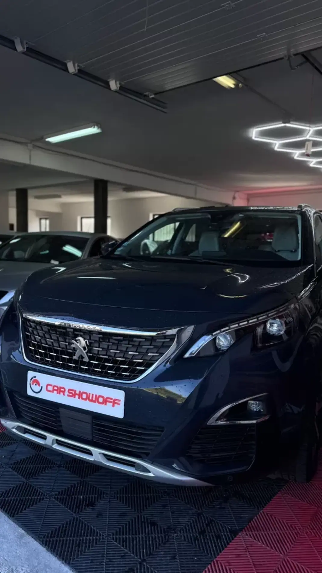 Peugeot 3008 2018 - 18900 EUR, 115000 km - AUTO.MOTO.pt - 115000km - foto 4 de 46