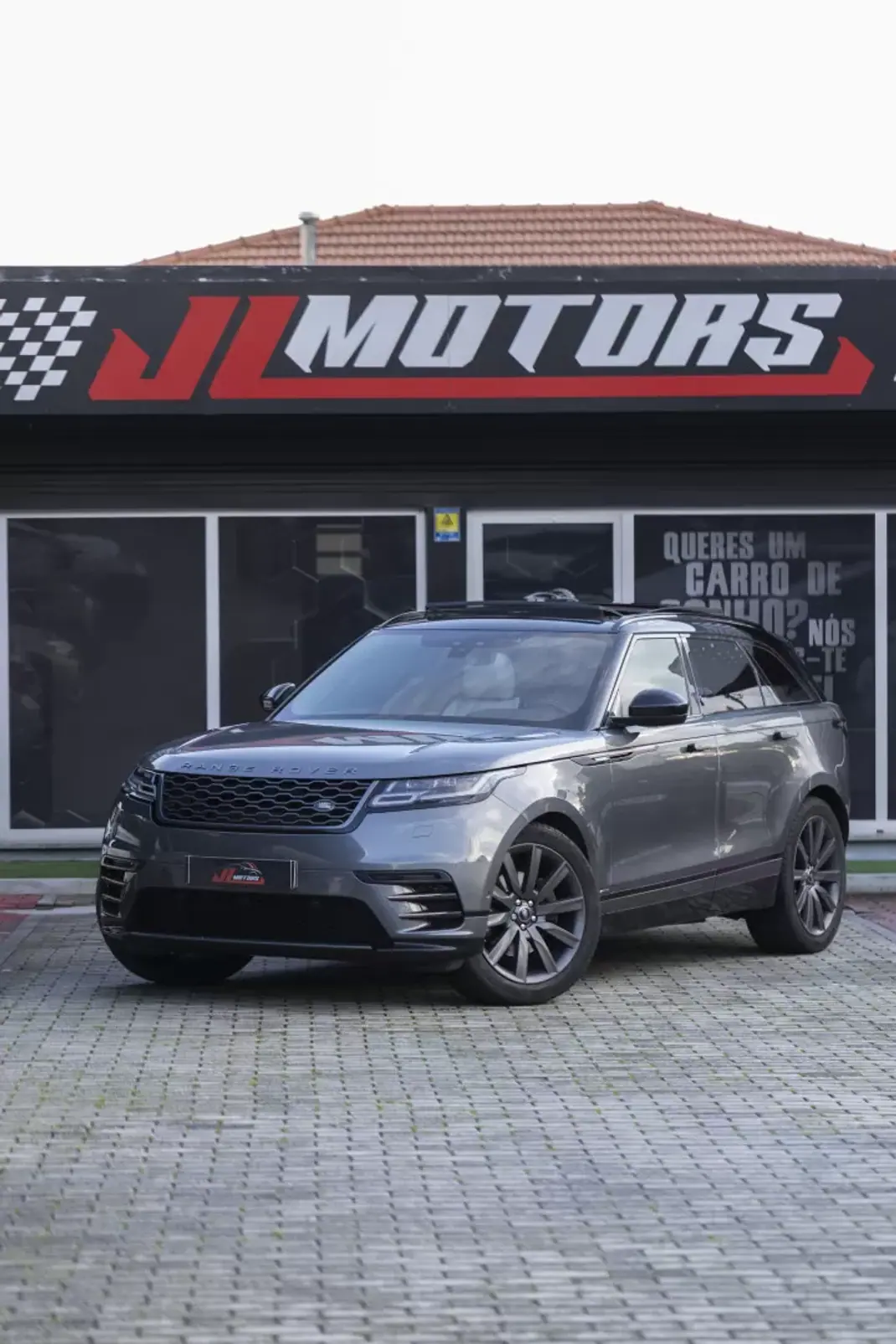 Land Rover Range Rover Velar 2017 - 39900 EUR, 175180 km - AUTO.MOTO.pt - 175180km - foto 2 de 36