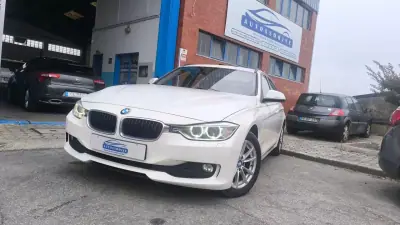 BMW 318 2014 - 12700 EUR, 219000 km - 219000km - foto 15 de 21
