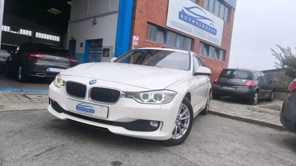 BMW 318 2014 - 12700 EUR, 219000 km - 219000km - foto 15 de 21
