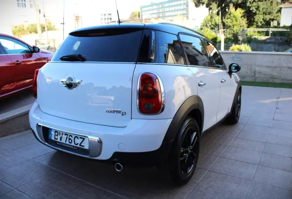 MINI Countryman 2011 - 12450 EUR, 201000 km - AUTO.MOTO.pt - 201000km - foto 5 de 21