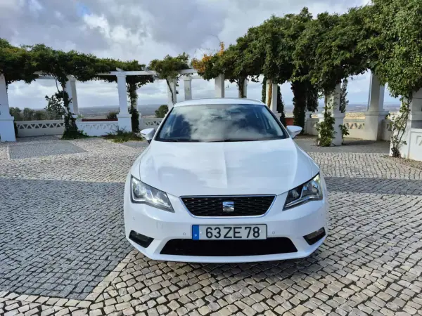 SEAT Leon 2014 - 13900 EUR, 222880 km - AUTO.MOTO.pt - 222880km - foto 2 de 21