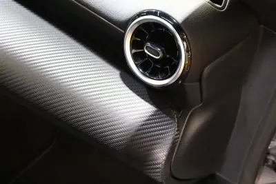 Mercedes-Benz CLA 250 2022 - 28900 EUR, 99000 km - AUTO.MOTO.pt - 99000km - foto 15 de 32