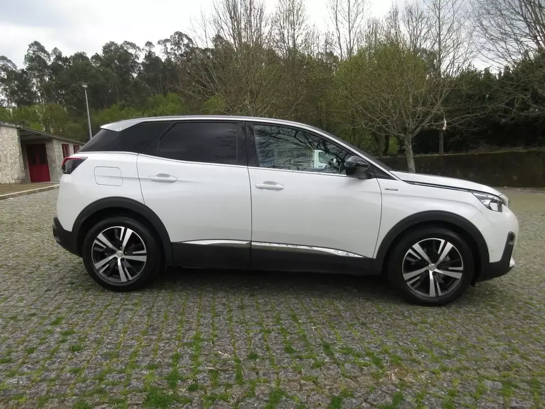 Peugeot 3008 2017 - 16990 EUR, 209000 km - 209000km - foto 11 de 48