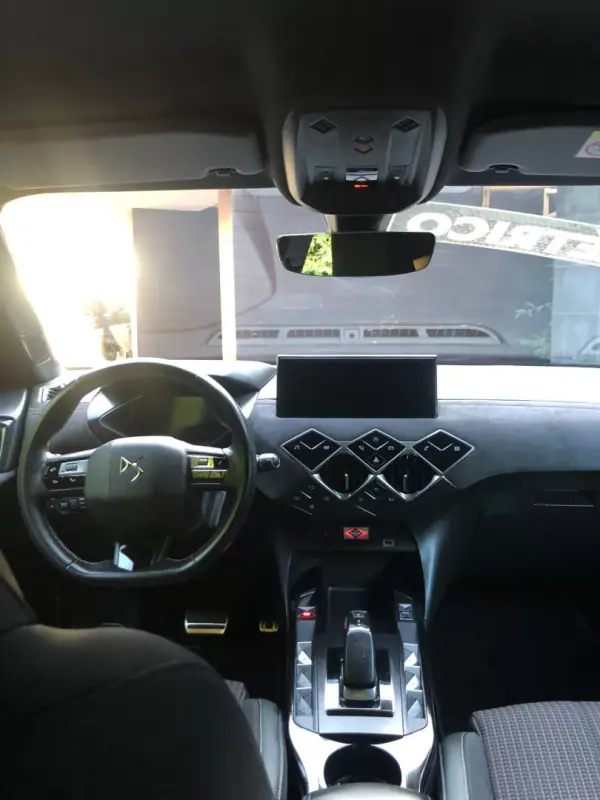 DS DS3 Crossback 2020 - 16900 EUR, 112000 km - AUTO.MOTO.pt - 112000km - foto 11 de 40