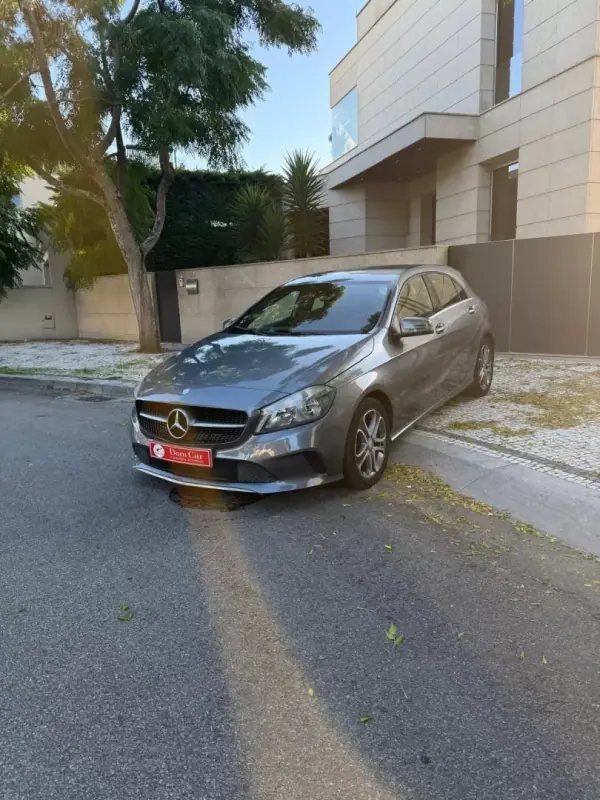 Mercedes-Benz A 180 d BlueEFFICIENCY Edition Style 2015 Diesel
