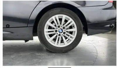 BMW 320 2011 - 12990 EUR, 195123 km - AUTO.MOTO.pt - 195123km - foto 16 de 17