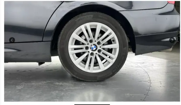 BMW 320 2011 - 12990 EUR, 195123 km - AUTO.MOTO.pt - 195123km - foto 16 de 17