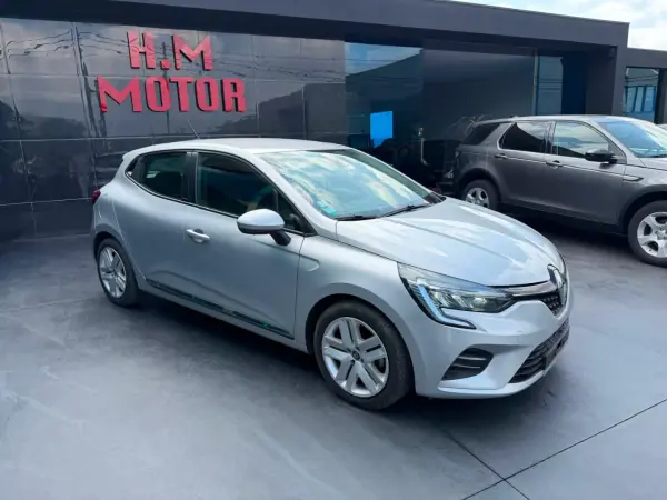 Renault Clio 2021 - 14900 EUR, 122000 km - AUTO.MOTO.pt - 122000km - foto 3 de 12