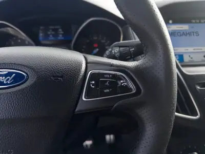 Ford Focus 2017 - 12990 EUR, 79000 km - AUTO.MOTO.pt - 79000km - foto 16 de 16