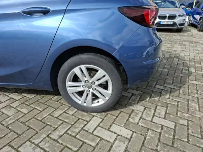 Opel Astra 2017 - 13000 EUR, 99950 km - AUTO.MOTO.pt - 99950km - foto 9 de 29