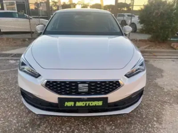 SEAT Leon 2021 - 19990 EUR, 108250 km - AUTO.MOTO.pt - 108250km - foto 2 de 26