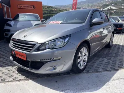 Peugeot 308 2017 - 11950 EUR, 120818 km - AUTO.MOTO.pt - 120818km - foto 3 de 12