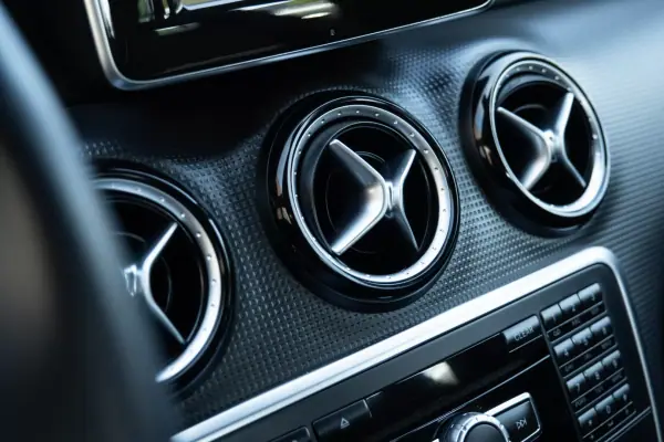 Mercedes-Benz A 180 2013 - 12900 EUR, 195405 km - 195405km - foto 14 de 21