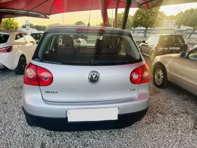Volkswagen Golf 2007 - 6500 EUR, 200000 km - AUTO.MOTO.pt - 200000km - foto 3 de 3