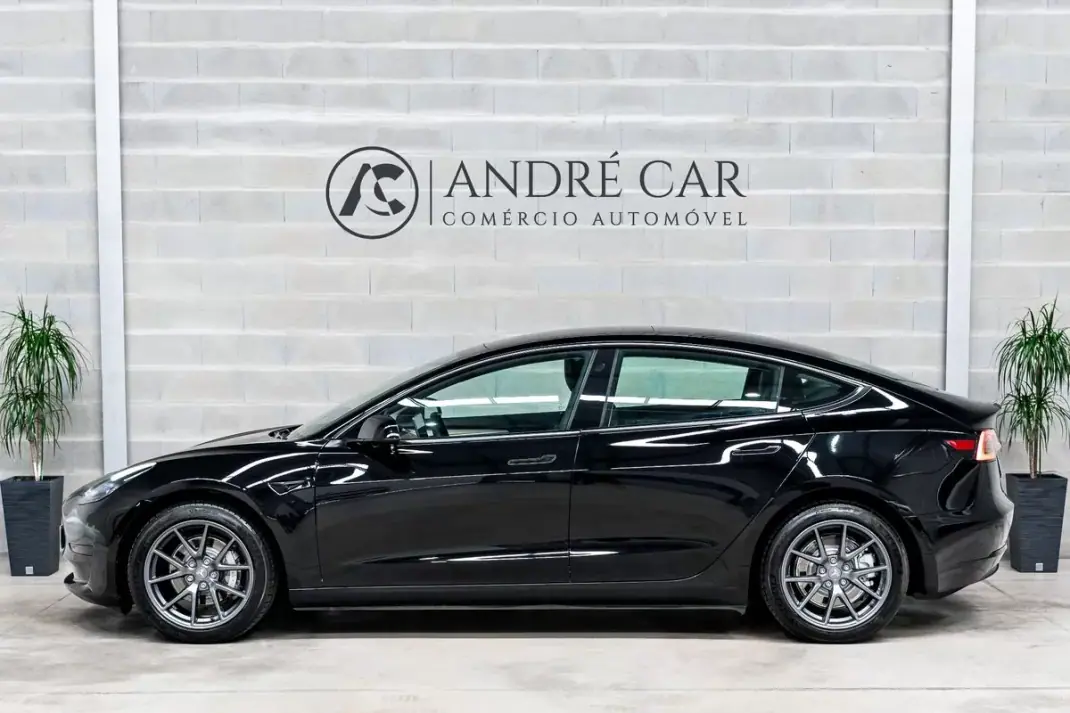 Tesla Model 3 2021 - 26450 EUR, 64959 km - AUTO.MOTO.pt - 64959km - foto 4 de 53