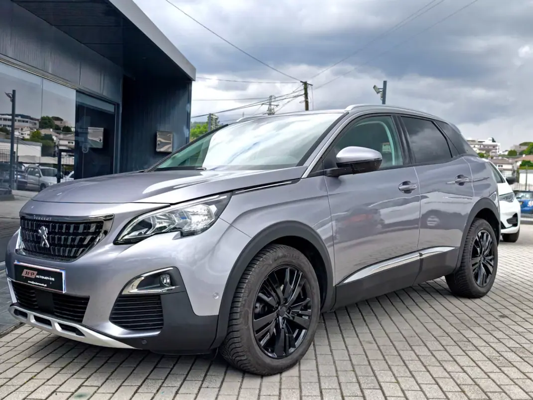 Peugeot 3008 2017 - 17900 EUR, 140000 km - AUTO.MOTO.pt - 140000km - foto 2 de 14
