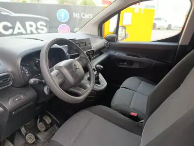 Citroën Berlingo 2022 - 13900 EUR, 77991 km - foto 6 de 9