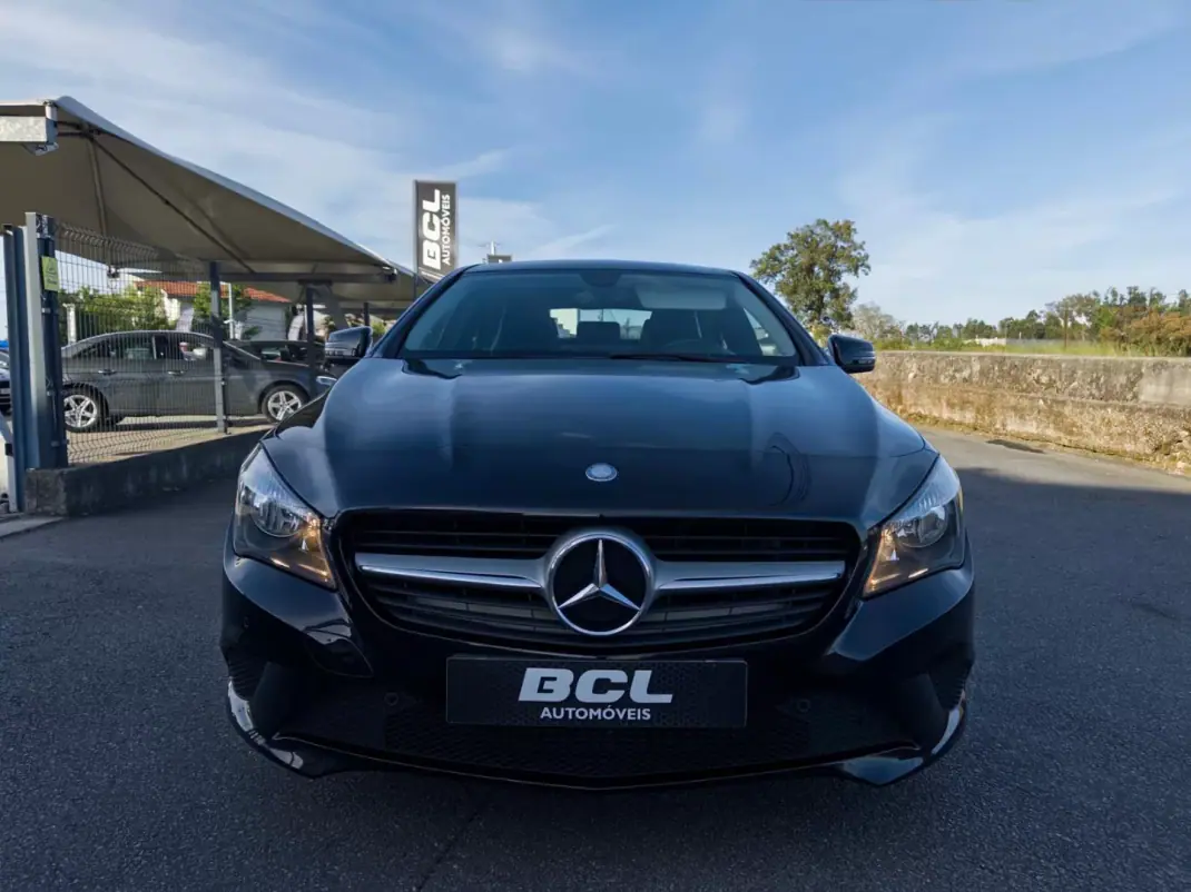 Mercedes-Benz CLA 180 2014 - 16990 EUR, 145000 km - AUTO.MOTO.pt - 145000km - foto 2 de 32
