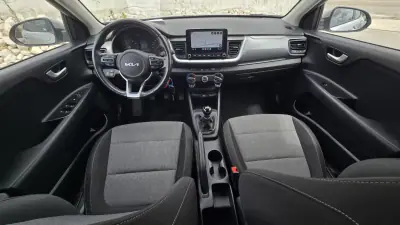 Kia Stonic 2023 - 17450 EUR, 27500 km - AUTO.MOTO.pt - 27500km - foto 10 de 18