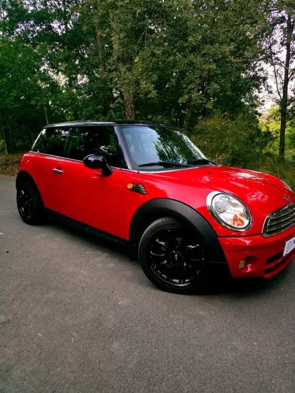 MINI 3 Portas 2010 - 8990 EUR, 186000 km - AUTO.MOTO.pt - 186000km - foto 3 de 26
