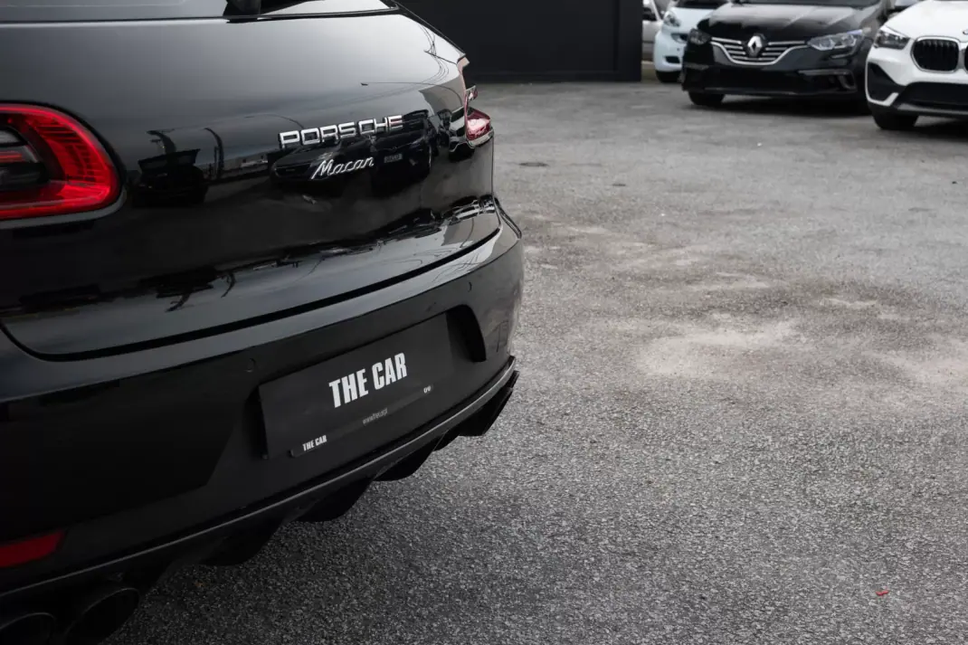 Porsche Macan 2014 - 35600 EUR, 199000 km - AUTO.MOTO.pt - 199000km - foto 20 de 47