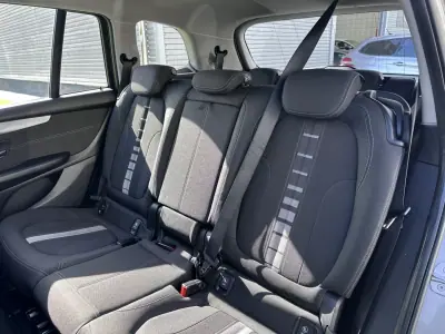 BMW 216 Gran Tourer 2015 - 14900 EUR, 180000 km - AUTO.MOTO.pt - 180000km - foto 36 de 77