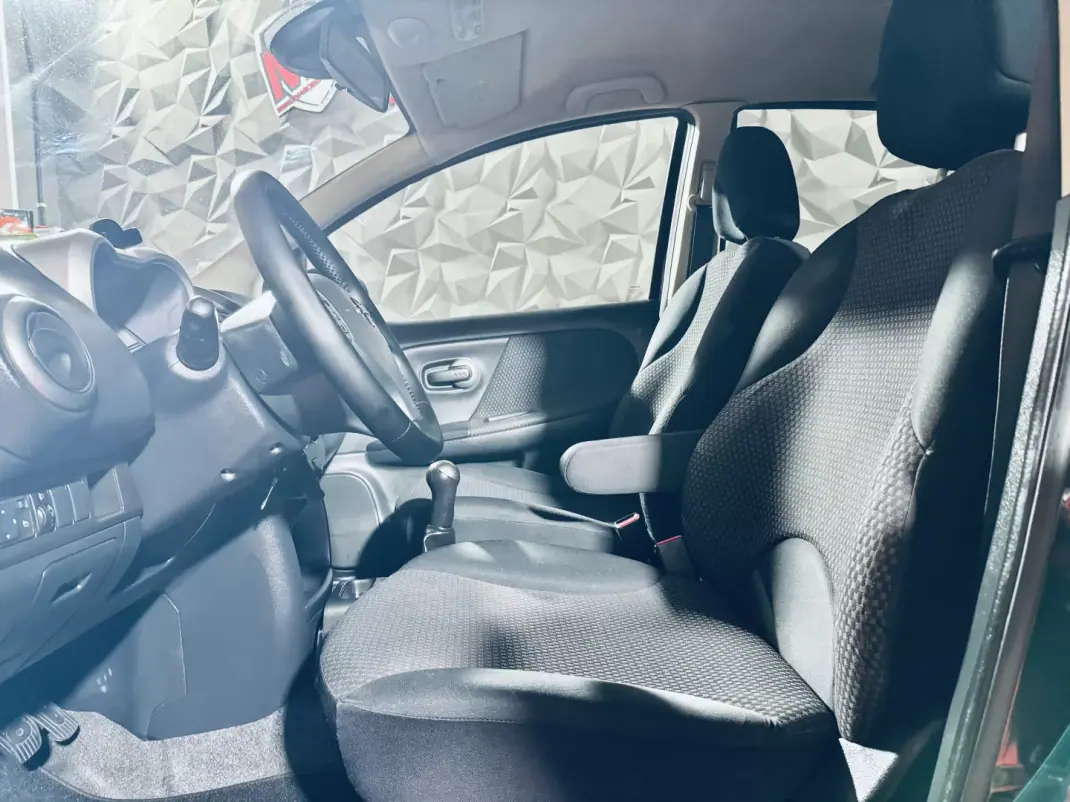 Nissan Note 2008 - 4990 EUR, 261688 km - AUTO.MOTO.pt - 261688km - foto 27 de 28