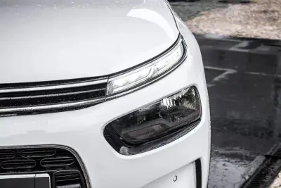 Citroën C4 Cactus 2019 - 12550 EUR, 90175 km - AUTO.MOTO.pt - 90175km - foto 3 de 41