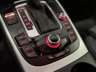 Audi A5 2015 - 21990 EUR, 59192 km - AUTO.MOTO.pt - 59192km - foto 27 de 44