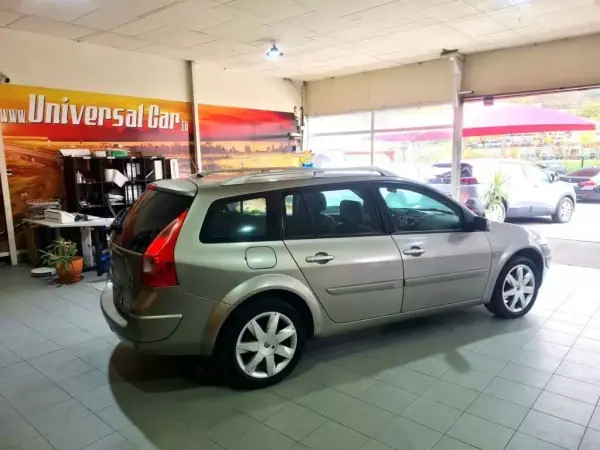 Renault Mégane Break 2007 — photo 3 of 16
