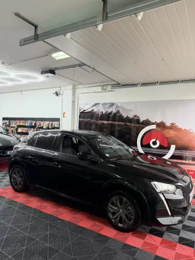 Peugeot e-208 2022 - 19500 EUR, 69606 km - AUTO.MOTO.pt - 69606km - foto 4 de 12