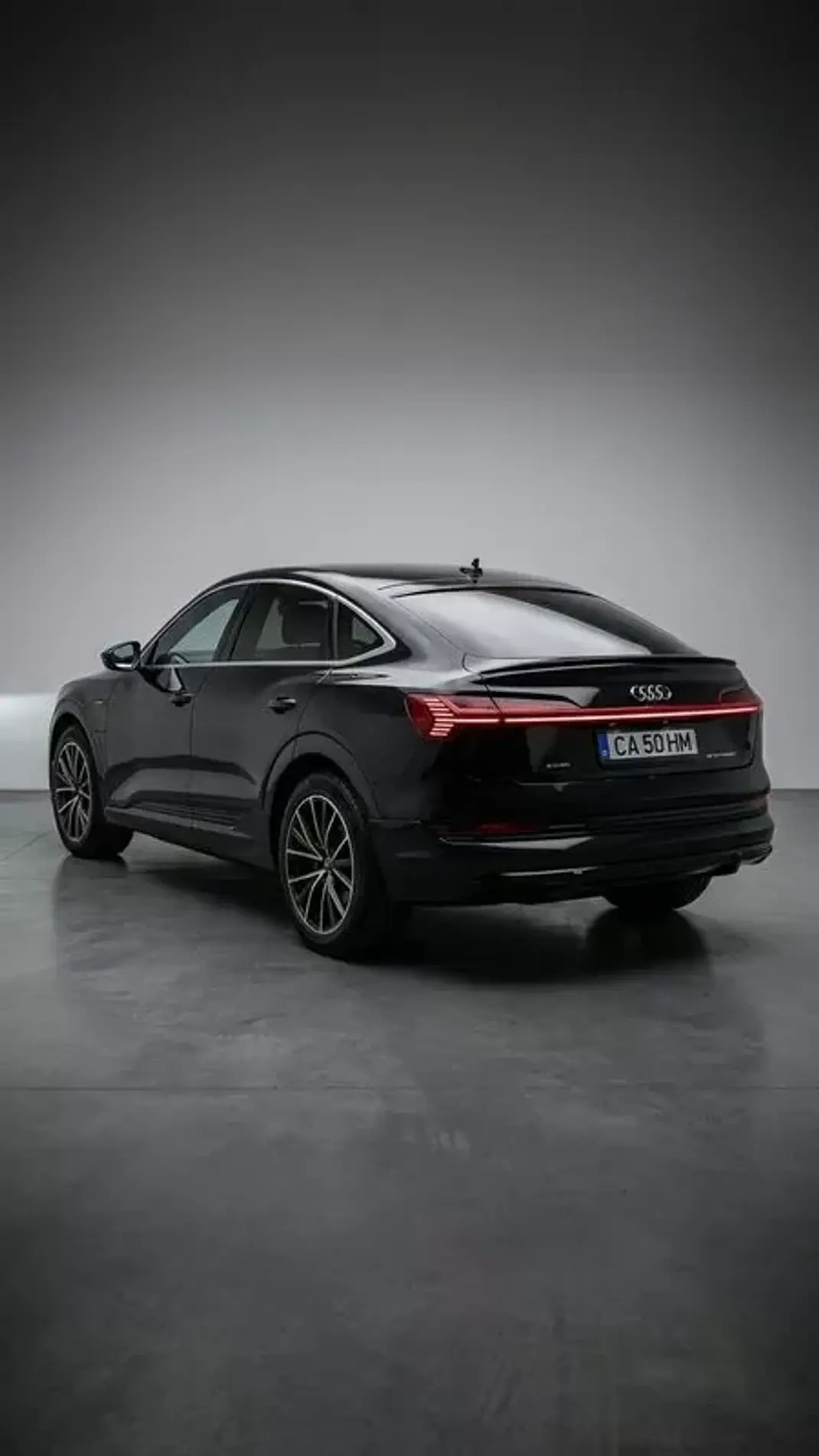 Audi e-tron 2022 - 38500 EUR, 49000 km - AUTO.MOTO.pt - 49000km - foto 5 de 15