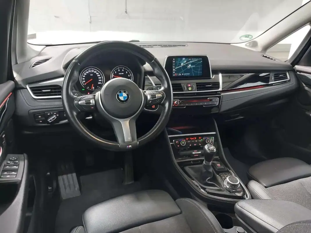 BMW 218 Gran Tourer 2018 - 19990 EUR, 126000 km - 126000km - foto 5 de 23