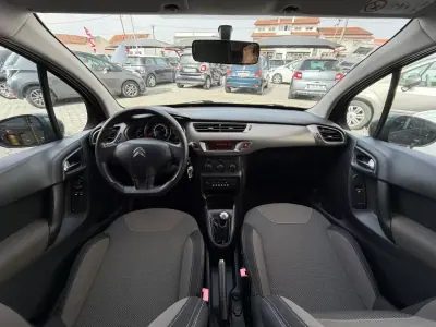 Citroën C3 2015 - 10500 EUR, 127000 km - AUTO.MOTO.pt - 127000km - foto 15 de 20